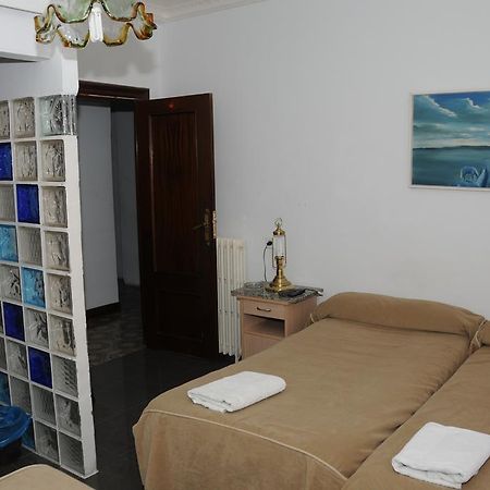 Pension Iglesias Сарагоса Экстерьер фото